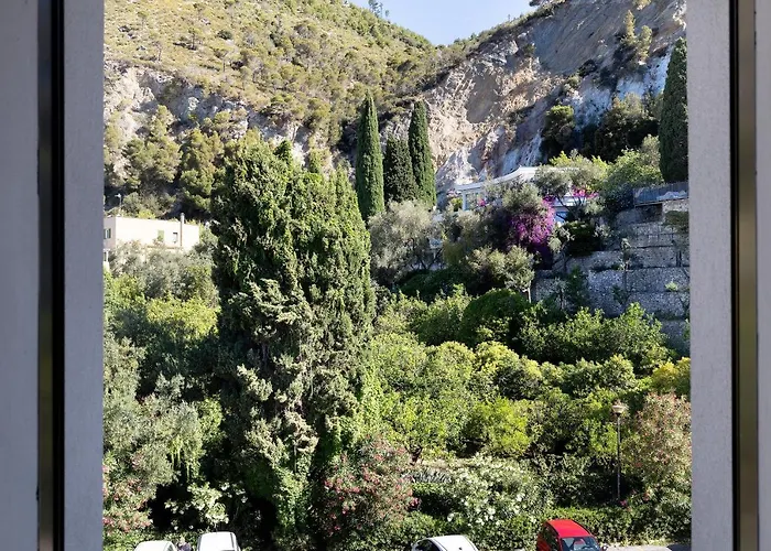 18 Mehari * Varigotti