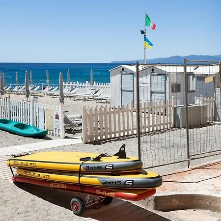 Apartment 18 Mehari Varigotti